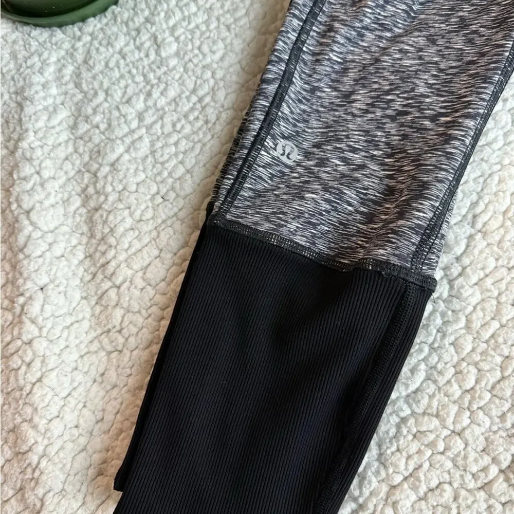 Lululemon Athletica Rebel Runner Crop Leggings